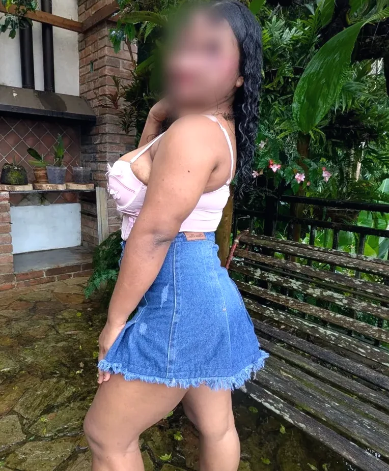 Bianca, 22