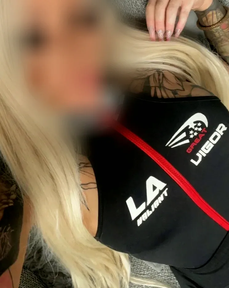 Katrin, 26