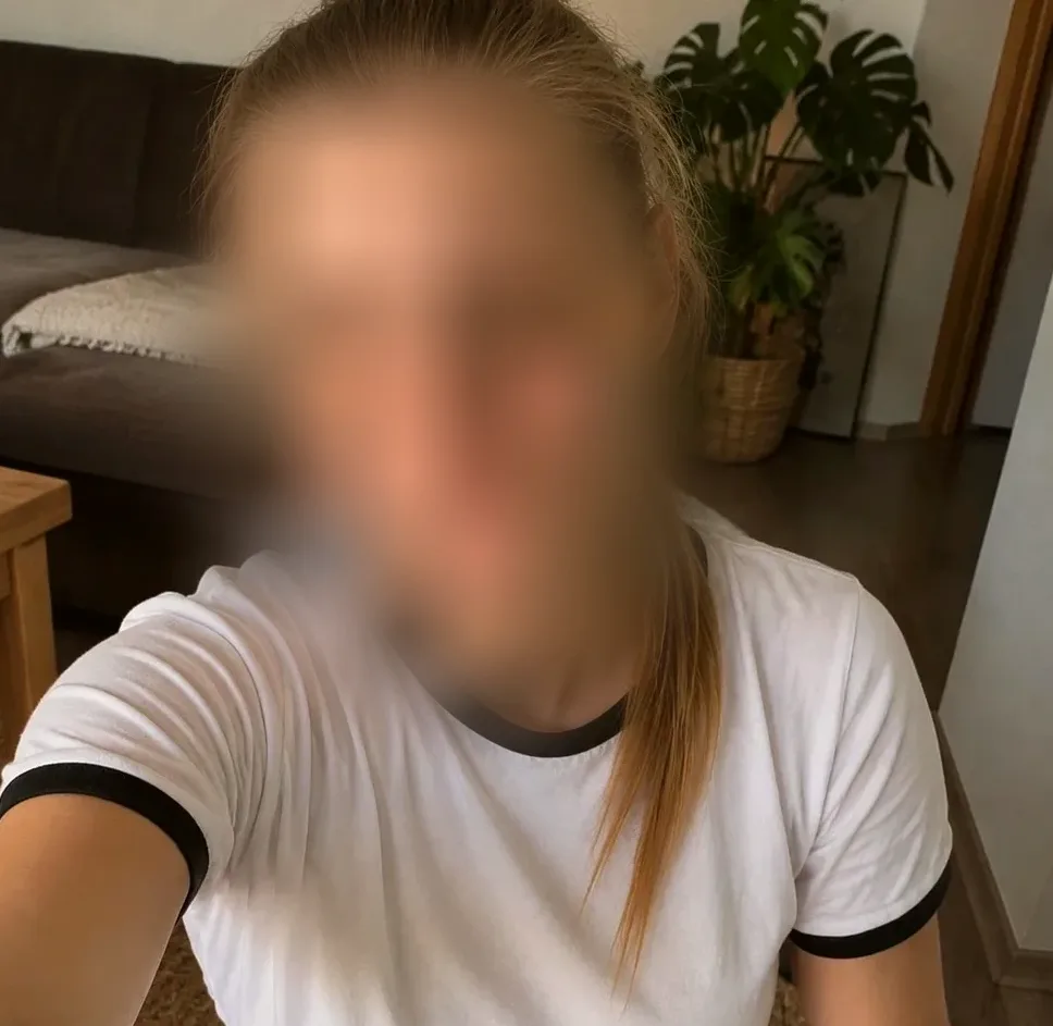 Lotta, 21