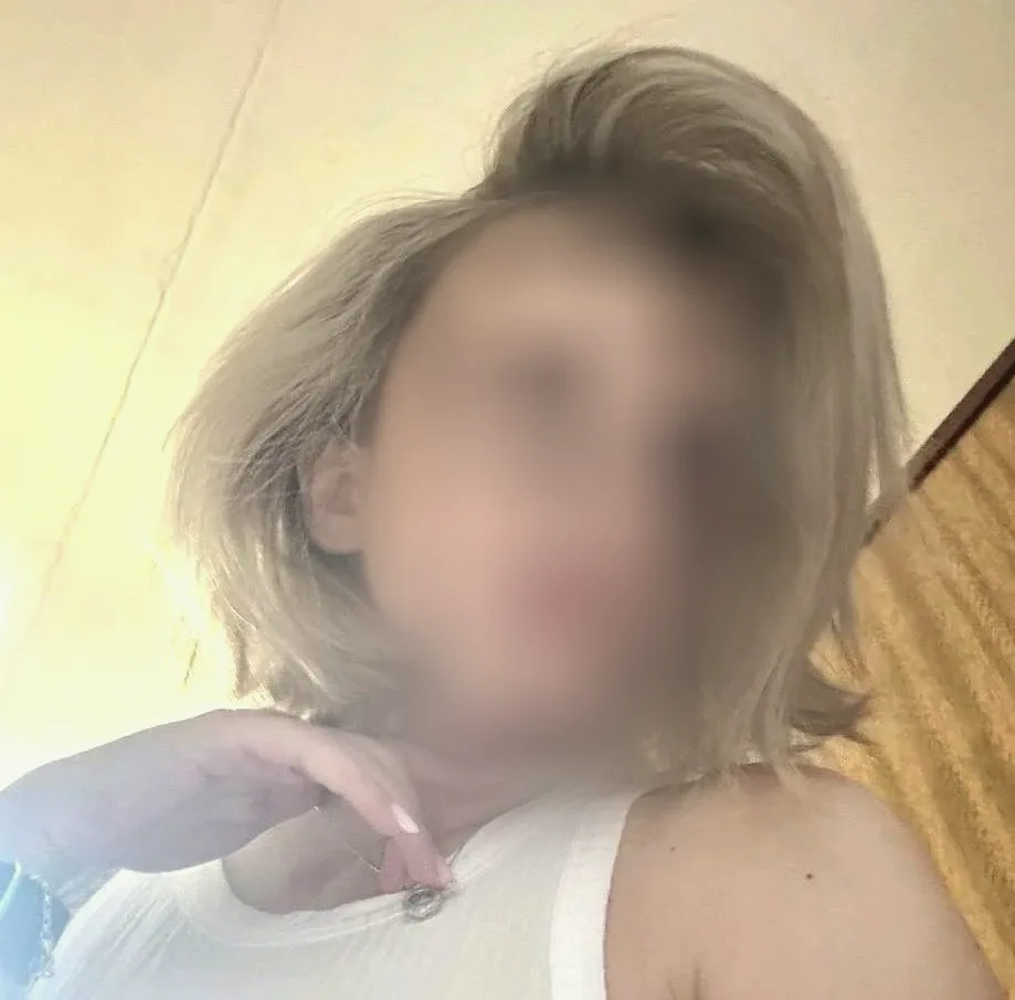 Nadine, 28