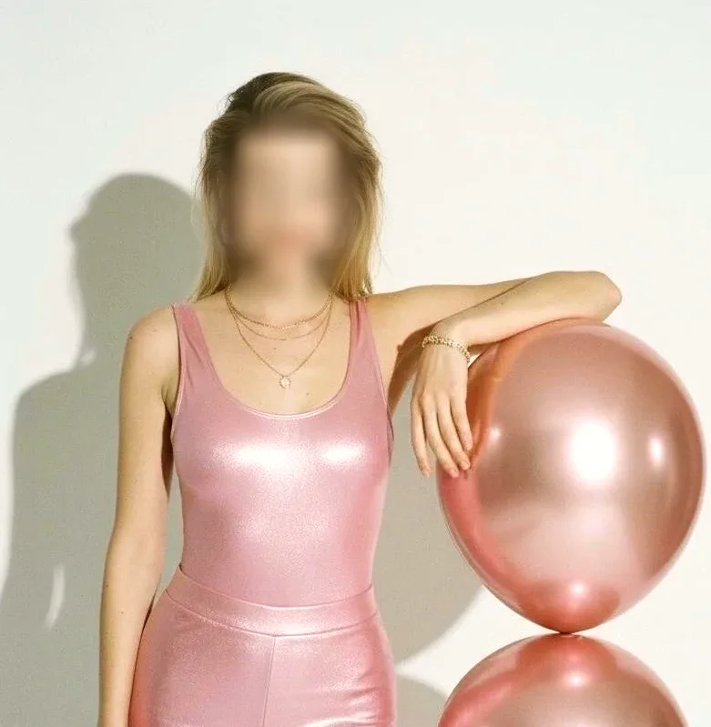 Ramona, 33