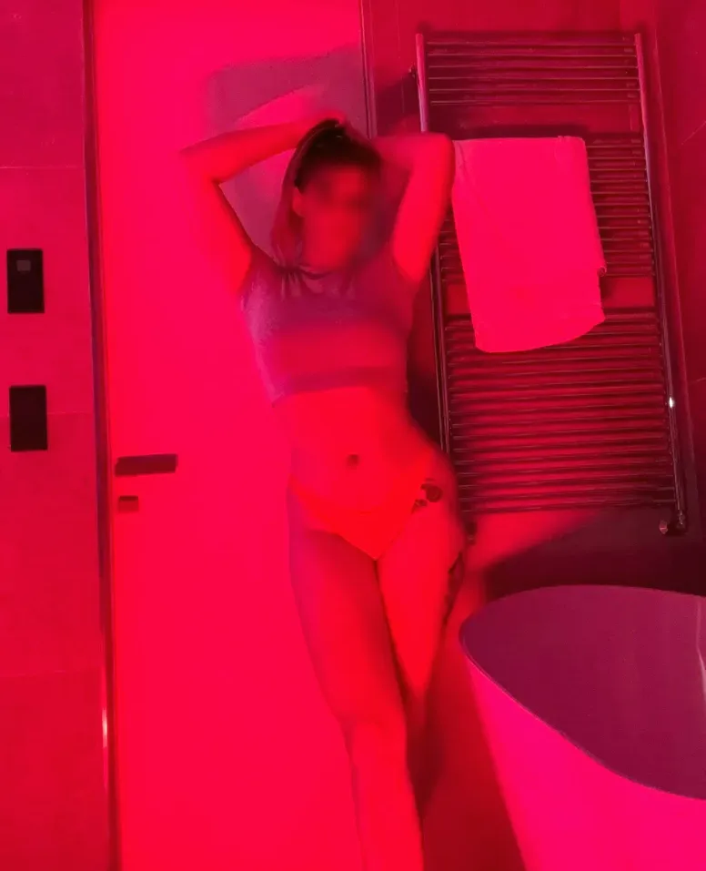 Selina, 30